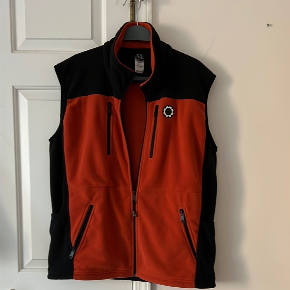 NWOT Dadgear FLEECE VEST size M